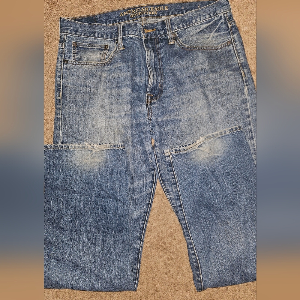 American Eagle Relaxed Straight Jeans